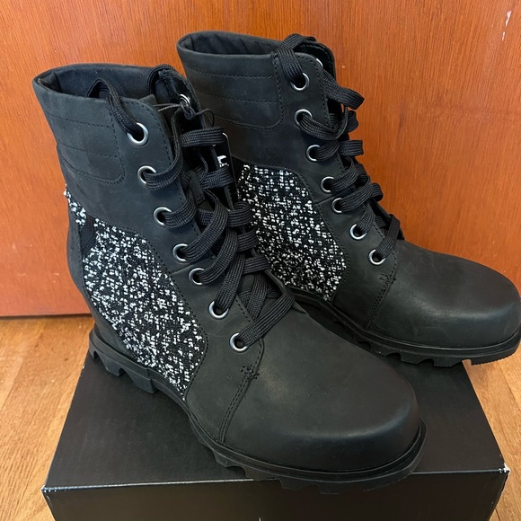 Sorel Joan of Arctic Lexie Bootie NEW 10.5 - Picture 1 of 6